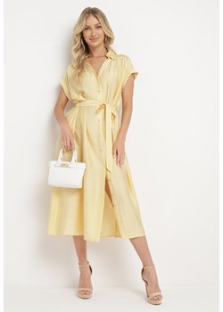 Żółta Koszulowa Sukienka na Guziki z Materiałowym Paskiem w Talii Qisofia ze sklepu Born2be Odzież w kategorii Sukienki - zdjęcie 173467984