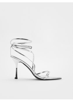 Reserved - Metaliczne sandały na szpilce - srebrny ze sklepu Reserved w kategorii Sandały damskie - zdjęcie 173469870