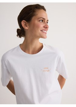 Reserved - T-shirt z napisem - biały ze sklepu Reserved w kategorii Bluzki damskie - zdjęcie 173471013