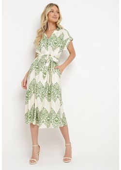 Zielono-Beżowa Taliowana Sukienka Boho z Wiskozą Wiązana w Talii Paskiem Losofia ze sklepu Born2be Odzież w kategorii Sukienki - zdjęcie 173471552