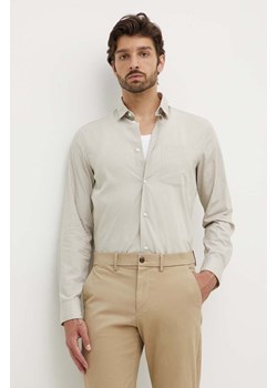 Calvin Klein koszula męska kolor beżowy regular z kołnierzykiem klasycznym K10K113491 ze sklepu ANSWEAR.com w kategorii Koszule męskie - zdjęcie 173473011