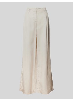 Spodnie materiałowe z szeroką nogawką i zakładkami w pasie ze sklepu Peek&Cloppenburg  w kategorii Spodnie damskie - zdjęcie 173478603