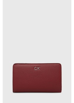 Calvin Klein portfel damski kolor czerwony K60K612638 ze sklepu ANSWEAR.com w kategorii Portfele damskie - zdjęcie 173499323