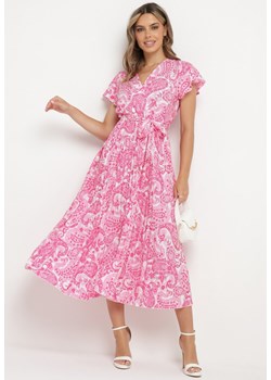 Różowa Sukienka z Kopertowym Dekoltem z Gumką w Talii i Materiałowym Paskiem Xelovia ze sklepu Born2be Odzież w kategorii Sukienki - zdjęcie 173503924