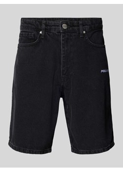 Szorty jeansowe o kroju regular fit z wyhaftowanym logo model ‘EARL’ ze sklepu Peek&Cloppenburg  w kategorii Spodenki męskie - zdjęcie 173504264