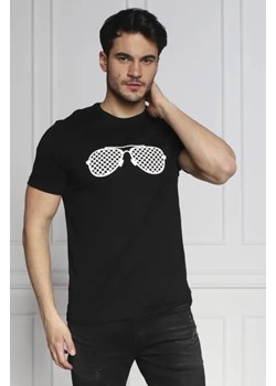 Michael Kors T-shirt CHECKER AVIATOR | Regular Fit ze sklepu Gomez Fashion Store w kategorii T-shirty męskie - zdjęcie 173507642