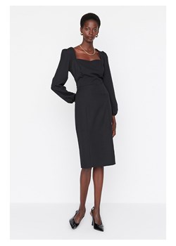 trendyol Sukienka w kolorze czarnym ze sklepu Limango Polska w kategorii Sukienki - zdjęcie 173508803