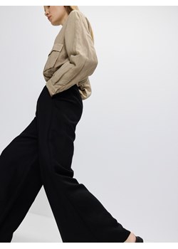 Reserved - Spodnie z lnem - czarny ze sklepu Reserved w kategorii Spodnie damskie - zdjęcie 173511082