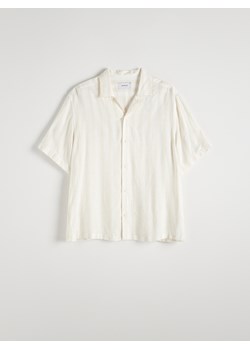 Reserved - Wiskozowa koszula w paski - biały ze sklepu Reserved w kategorii Koszule męskie - zdjęcie 173511241