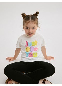 Reserved - T-shirt z aplikacją SmileyWorld® - złamana biel ze sklepu Reserved w kategorii Bluzki dziewczęce - zdjęcie 173519160