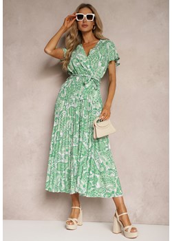 Zielona Rozkloszowana Sukienka z Trójkątnym Dekoltem z Materiałowym Paskiem i Gumką w Talii Carimi ze sklepu Renee odzież w kategorii Sukienki - zdjęcie 173520462