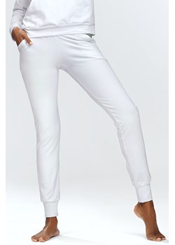 Spodnie dres Dkaren Seattle biały ze sklepu kontri.pl w kategorii Spodnie damskie - zdjęcie 173530522