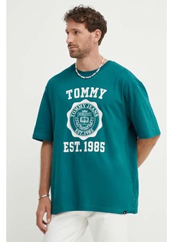 Tommy Jeans t-shirt bawełniany męski kolor zielony z nadrukiem DM0DM18560 ze sklepu ANSWEAR.com w kategorii T-shirty męskie - zdjęcie 173531370