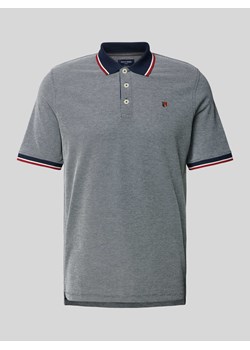Koszulka polo o kroju regular fit z wyhaftowanym logo model ‘BLUWIN’ ze sklepu Peek&Cloppenburg  w kategorii T-shirty męskie - zdjęcie 173532512