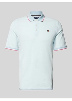 Koszulka polo o kroju regular fit z wyhaftowanym logo model ‘BLUWIN’ ze sklepu Peek&Cloppenburg  w kategorii T-shirty męskie - zdjęcie 173532554