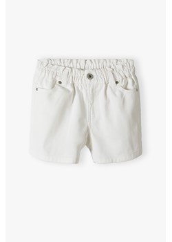 Białe jeansowe krótkie spodenki dla dziewczynki - Lincoln&Sharks ze sklepu 5.10.15 w kategorii Spodenki dziewczęce - zdjęcie 173537003
