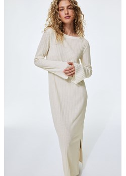 H & M - Sukienka z dzianiny w prążki - Biały ze sklepu H&M w kategorii Sukienki - zdjęcie 173540154