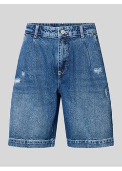 Szorty jeansowe o kroju regular fit z efektem znoszenia ze sklepu Peek&Cloppenburg  w kategorii Szorty - zdjęcie 173552963