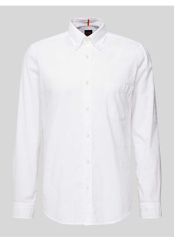 Koszula casualowa o kroju slim fit z kołnierzykiem typu button down model ‘Rickert’ ze sklepu Peek&Cloppenburg  w kategorii Koszule męskie - zdjęcie 173555013