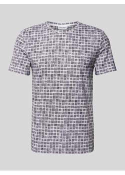 T-shirt o kroju slim fit z detalem z logo model ‘BRUSH’ ze sklepu Peek&Cloppenburg  w kategorii T-shirty męskie - zdjęcie 173555014