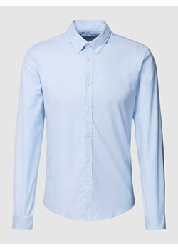 Koszula casualowa o kroju slim fit z kołnierzykiem typu button down model ‘Oxford’ ze sklepu Peek&Cloppenburg  w kategorii Koszule męskie - zdjęcie 173555433