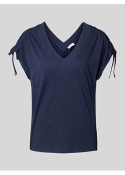 T-shirt z dekoltem w serek ze sklepu Peek&Cloppenburg  w kategorii Bluzki damskie - zdjęcie 173556230