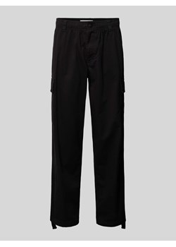 Spodnie cargo z wpuszczanymi kieszeniami ze sklepu Peek&Cloppenburg  w kategorii Spodnie męskie - zdjęcie 173556324