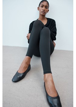 H & M - Bezszwowe legginsy - Czarny ze sklepu H&M w kategorii Rajstopy - zdjęcie 173557870