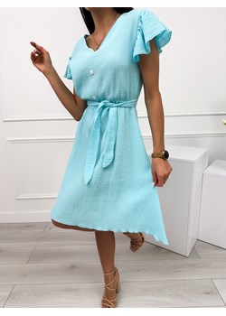 Błękitna Sukienka z Ozdobnymi Guziczkami ze sklepu ModnaKiecka.pl w kategorii Sukienki - zdjęcie 173564563