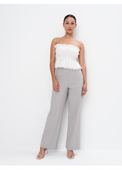 Mohito - Szare spodnie z szeroką nogawką - szary ze sklepu Mohito w kategorii Spodnie damskie - zdjęcie 173565220