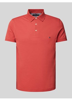 Koszulka polo o kroju slim fit z wyhaftowanym logo ze sklepu Peek&Cloppenburg  w kategorii T-shirty męskie - zdjęcie 173565970