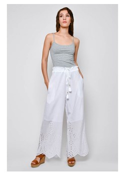 Tarifa Spodnie w kolorze białym ze sklepu Limango Polska w kategorii Spodnie damskie - zdjęcie 173573413
