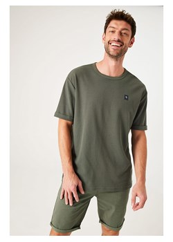 Garcia Koszulka w kolorze khaki ze sklepu Limango Polska w kategorii T-shirty męskie - zdjęcie 173573734