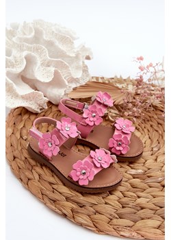 Dziecięce Sandałki Lakierowane Z Kwiatkami Różowe Tinette ze sklepu ZAZOO w kategorii Sandały dziecięce - zdjęcie 173577773