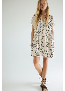 H & M - Kreszowana sukienka tunikowa - Beżowy ze sklepu H&M w kategorii Sukienki - zdjęcie 173578472