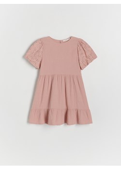 Reserved - Muślinowa sukienka z bufkami - różowy ze sklepu Reserved w kategorii Sukienki dziewczęce - zdjęcie 173582154