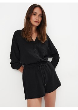 Mohito - Bawełniana czarna koszula z haftem - czarny ze sklepu Mohito w kategorii Koszule damskie - zdjęcie 173583062