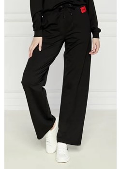 Hugo Bodywear Spodnie dresowe TALUA ze sklepu Gomez Fashion Store w kategorii Spodnie damskie - zdjęcie 173589582