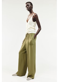 H & M - Wiskozowe spodnie ze sznurkiem do ściągania - Zielony ze sklepu H&M w kategorii Spodnie damskie - zdjęcie 173595233