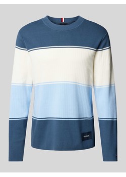 Sweter z dzianiny z naszywką z logo ze sklepu Peek&Cloppenburg  w kategorii Swetry męskie - zdjęcie 173595350