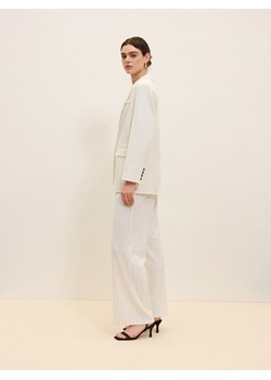 Reserved - Spodnie w prążek - biały ze sklepu Reserved w kategorii Spodnie damskie - zdjęcie 173597570