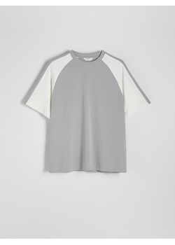 Reserved - T-shirt oversize z raglanowym rękawem - jasnoszary ze sklepu Reserved w kategorii T-shirty męskie - zdjęcie 173597844