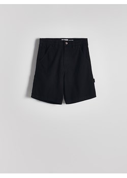 Reserved - Jeansowe szorty straight - czarny ze sklepu Reserved w kategorii Spodenki męskie - zdjęcie 173597852