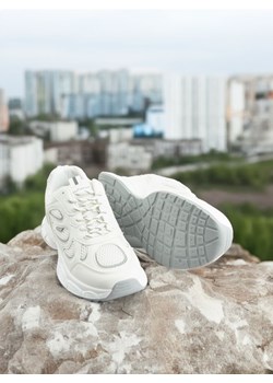 Sinsay - Sneakersy - biały ze sklepu Sinsay w kategorii Buty sportowe męskie - zdjęcie 173609660