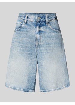 Szorty jeansowe o luźnym kroju z zapięciem na guzik ze sklepu Peek&Cloppenburg  w kategorii Szorty - zdjęcie 173611550
