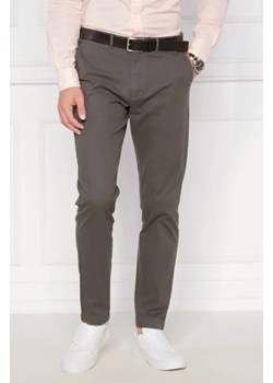 Tommy Hilfiger Spodnie chino HARLEM ESSENTIAL TWILL | Regular Fit ze sklepu Gomez Fashion Store w kategorii Spodnie męskie - zdjęcie 173625214