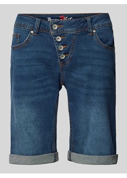 Szorty jeansowe o kroju regular fit z asymetryczną listwą guzikową ze sklepu Peek&Cloppenburg  w kategorii Szorty - zdjęcie 173629063
