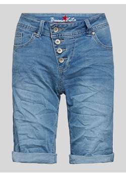 Szorty jeansowe o kroju regular fit z asymetryczną listwą guzikową ze sklepu Peek&Cloppenburg  w kategorii Szorty - zdjęcie 173629323