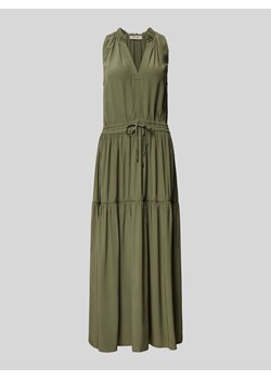 Długa sukienka z dekoltem w serek model ‘Sabri’ ze sklepu Peek&Cloppenburg  w kategorii Sukienki - zdjęcie 173629731