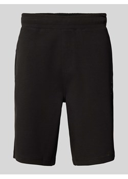 Szorty z dzianiny dresowej o kroju comfort fit z zaznaczonym rozporkiem ze sklepu Peek&Cloppenburg  w kategorii Spodenki męskie - zdjęcie 173636511